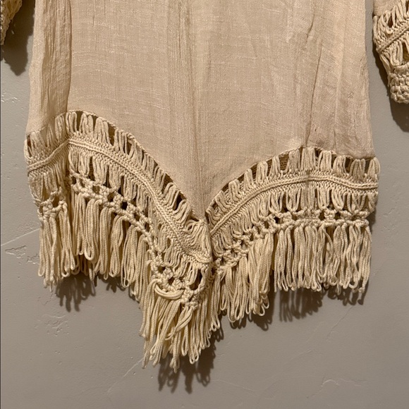 Elegant Cream Crochet Trim Women's Tunic Small - Picture 6 of 9